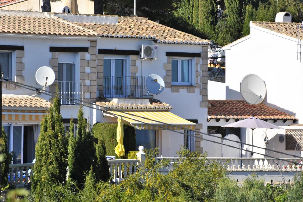 Rosalalinda - Cosy Semi-Detached Home With Sea Views And Large Terrace Moraira Exterior foto